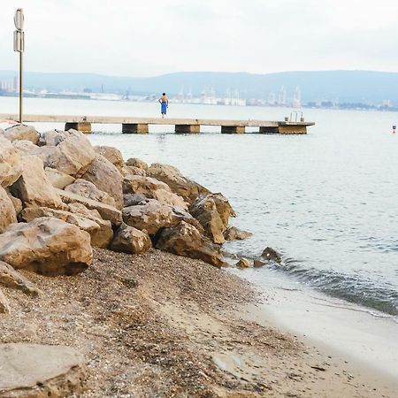 Apartma Joy - Private Beach Apartment อังคาราน ภายนอก รูปภาพ